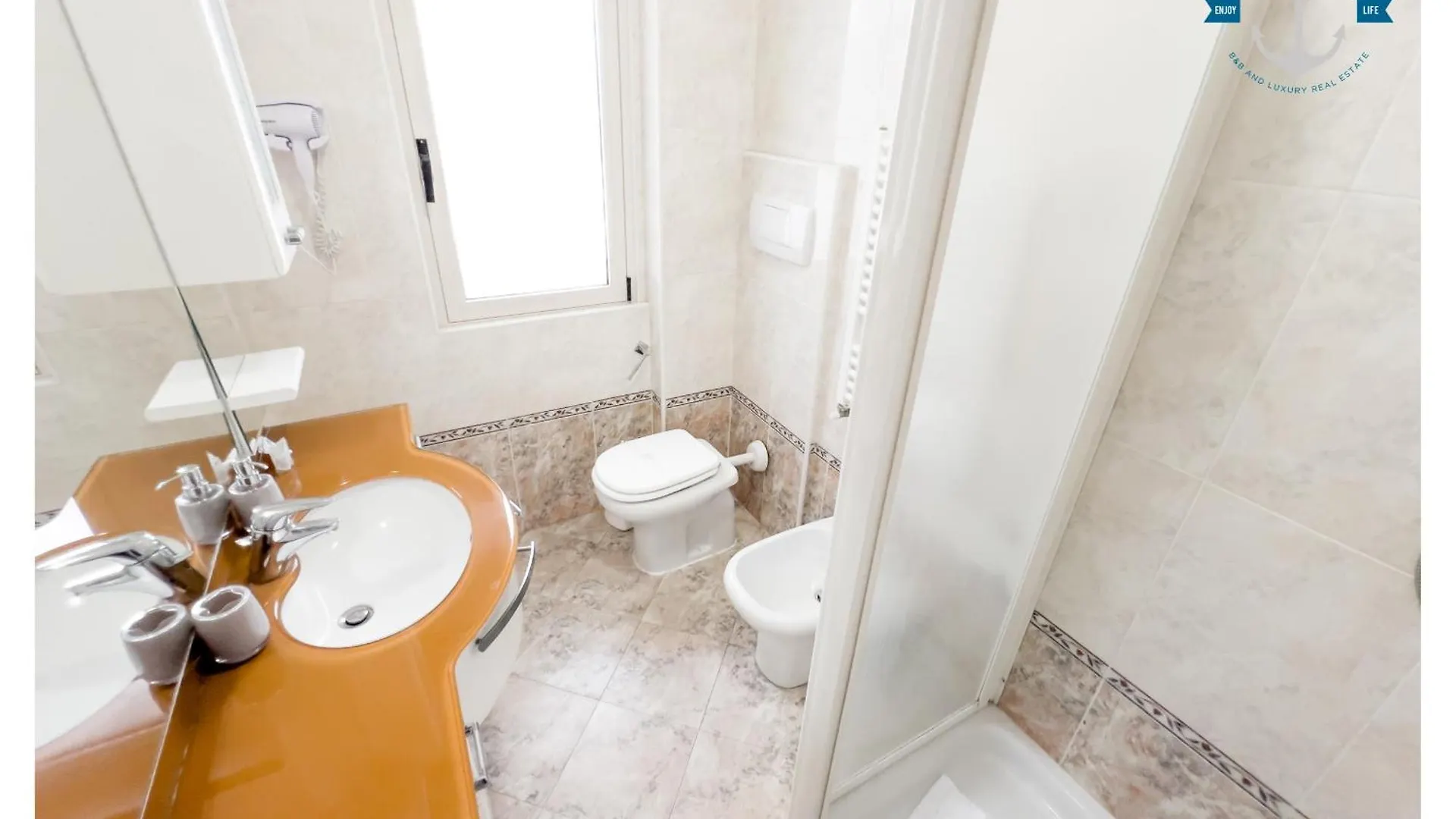 Ostia Holiday Sunshine 0*, Lido di Ostia